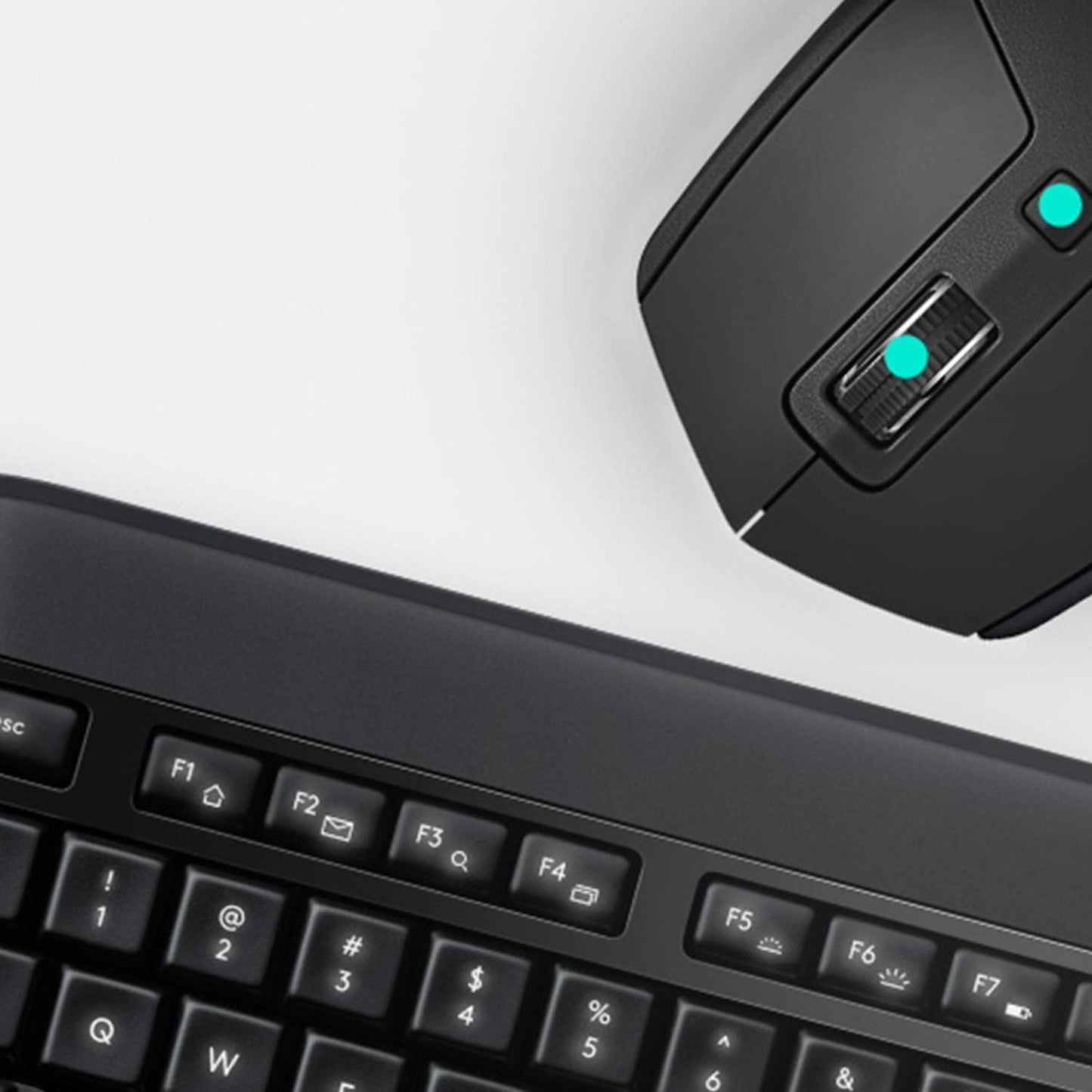 Logitech MX900 Keyboard and MX Master Mouse Combo - Black
