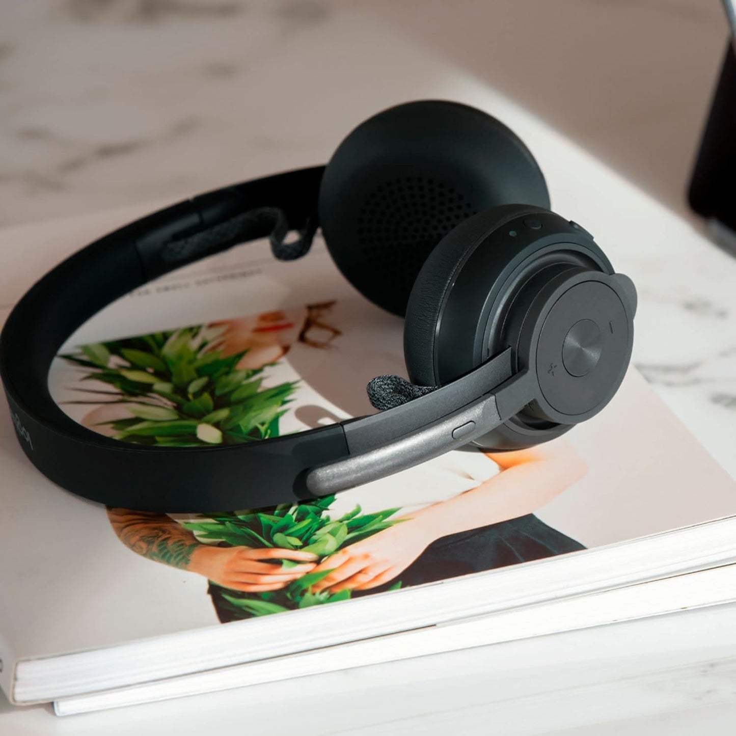 Logitech Zone 900 Wireless Bluetooth Noise Canceling Over-Ear Headset- Graphite